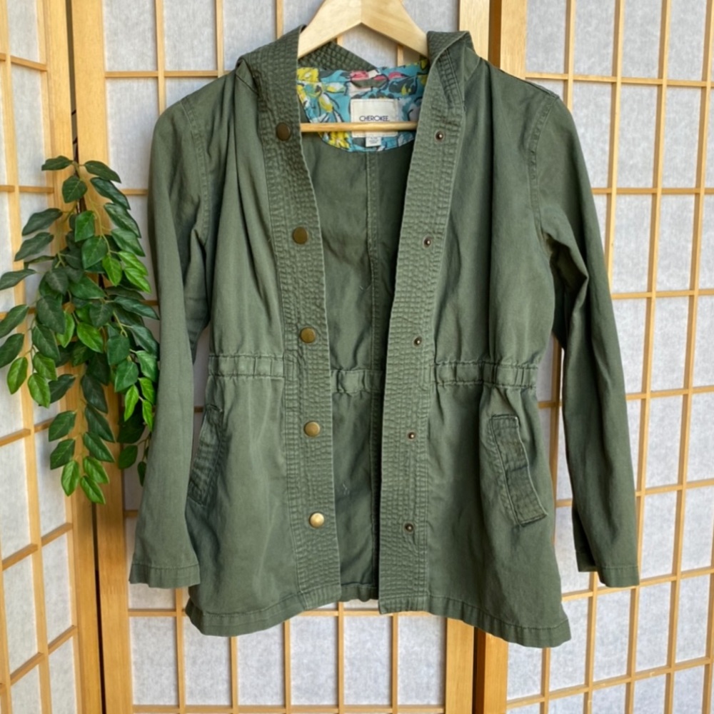 🌸 CHEROKEE GREEN HOODED JACKET